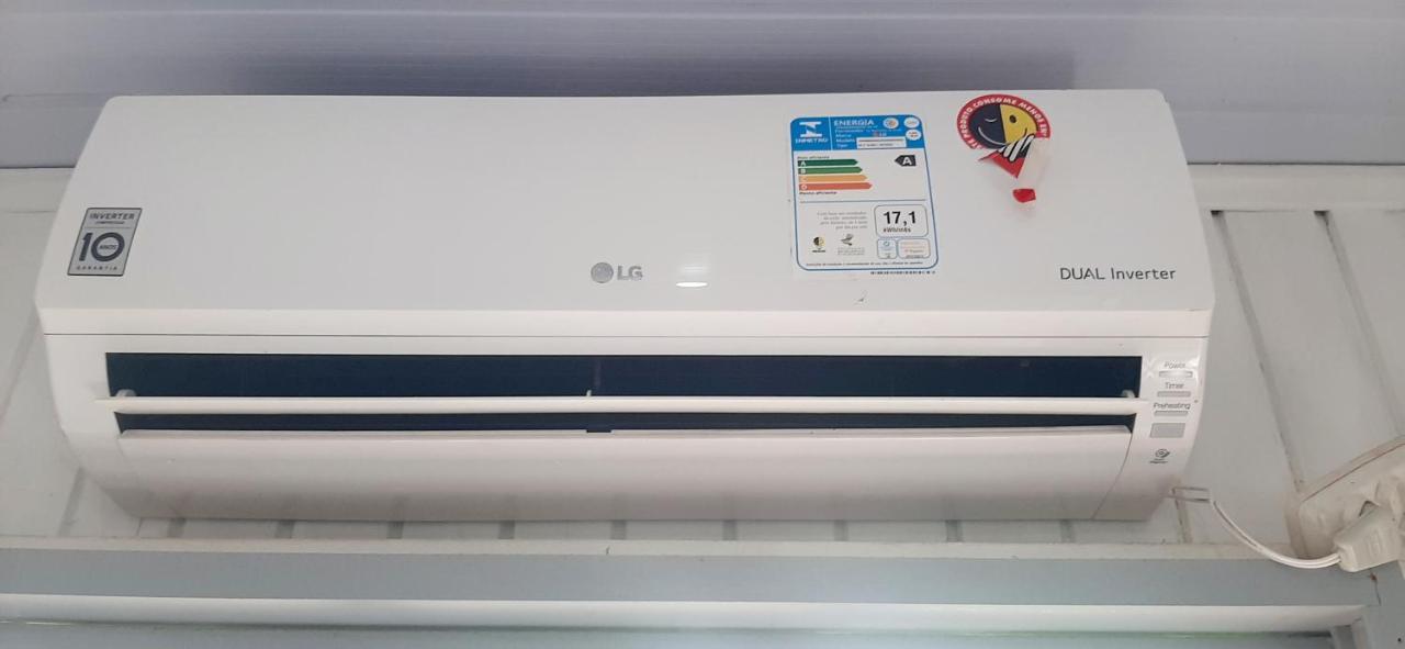Casa De 2 Quartos Com 2 Ares-Condicionados Em Torres-Rs - Na Mais Bela Praia Gaucha - Cozinha - Banheiro - Tv Smart 32 E Wi-Fi - Estacionamento - Anfitria Superhost No Bnb Villa Eksteriør billede