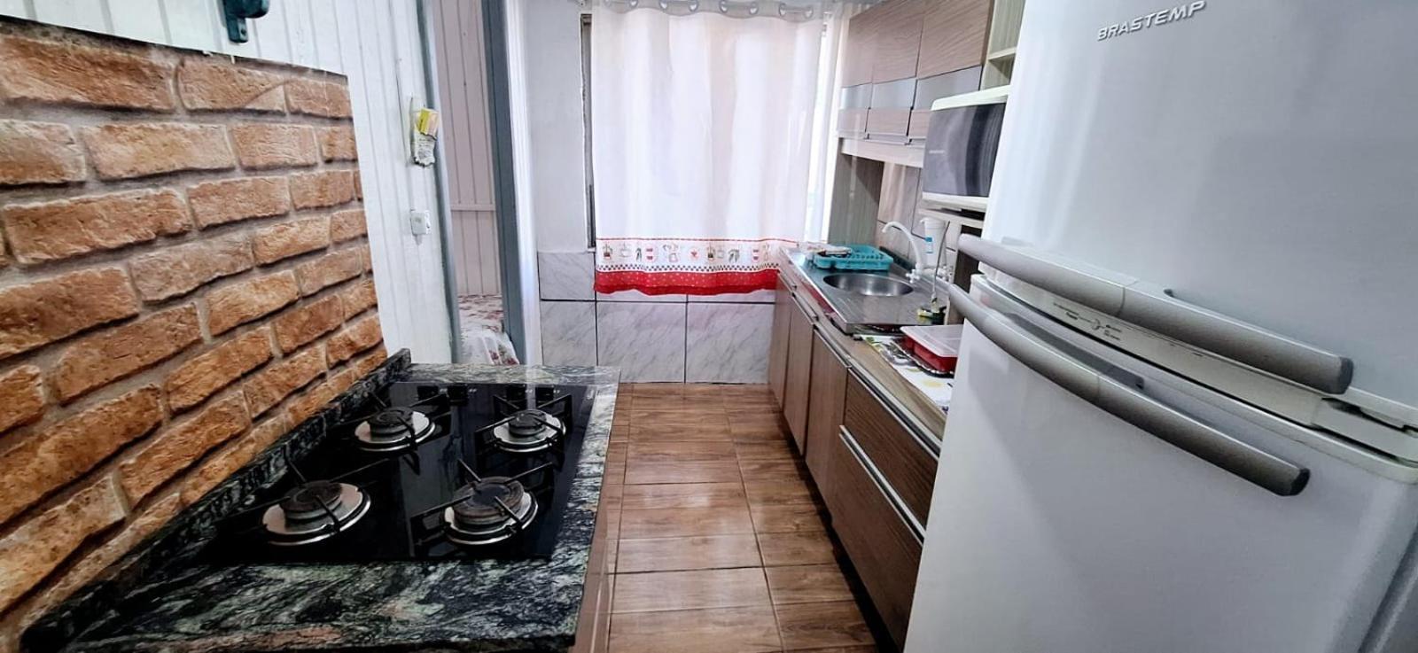 Casa De 2 Quartos Com 2 Ares-Condicionados Em Torres-Rs - Na Mais Bela Praia Gaucha - Cozinha - Banheiro - Tv Smart 32 E Wi-Fi - Estacionamento - Anfitria Superhost No Bnb Villa Eksteriør billede